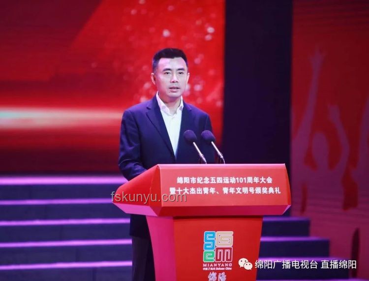 不负青春韶华，解锁创新无限可能：跨界思维引领未来