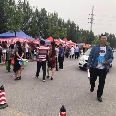 家长们考场外花样整活问题解决方案