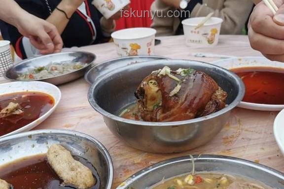 四川肥肠拿铁制作指南：掌握咸甜平衡的艺术