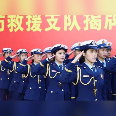 体制内着装最忌讳要点对比分析