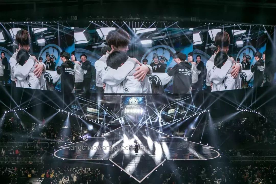 iG横扫WE，电竞赛场深度对比分析