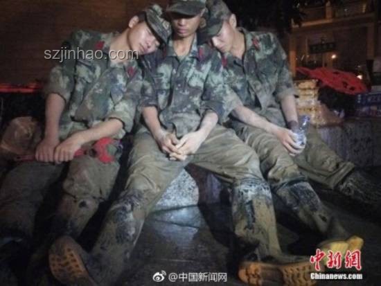 退伍军人全职爸爸的深夜出走记